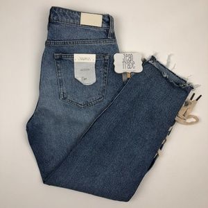 NWT Hidden Jeans Tracey High Rise Straight…